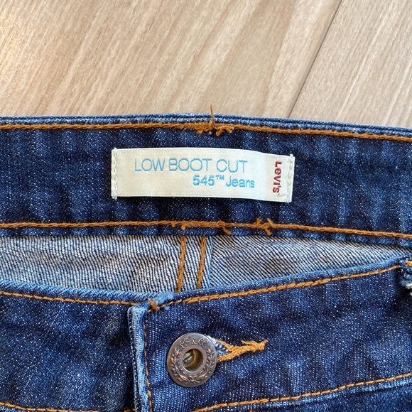 EUC Levi’s Low Boot Cut 545 Jeans - Size 16 - Picture 8 of 10